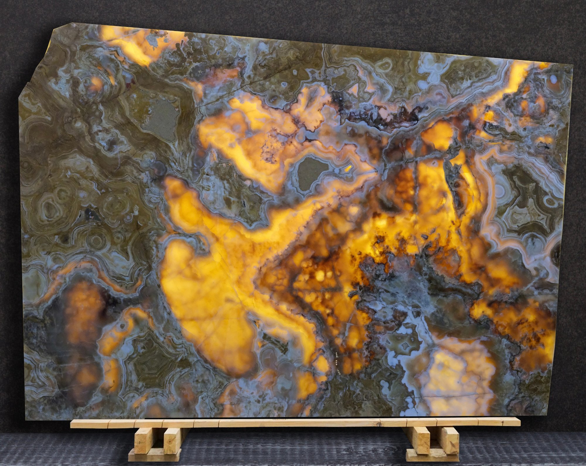 Golden Cloud Onyx — full slab